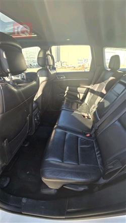 جیپ گراند شیرۆکی